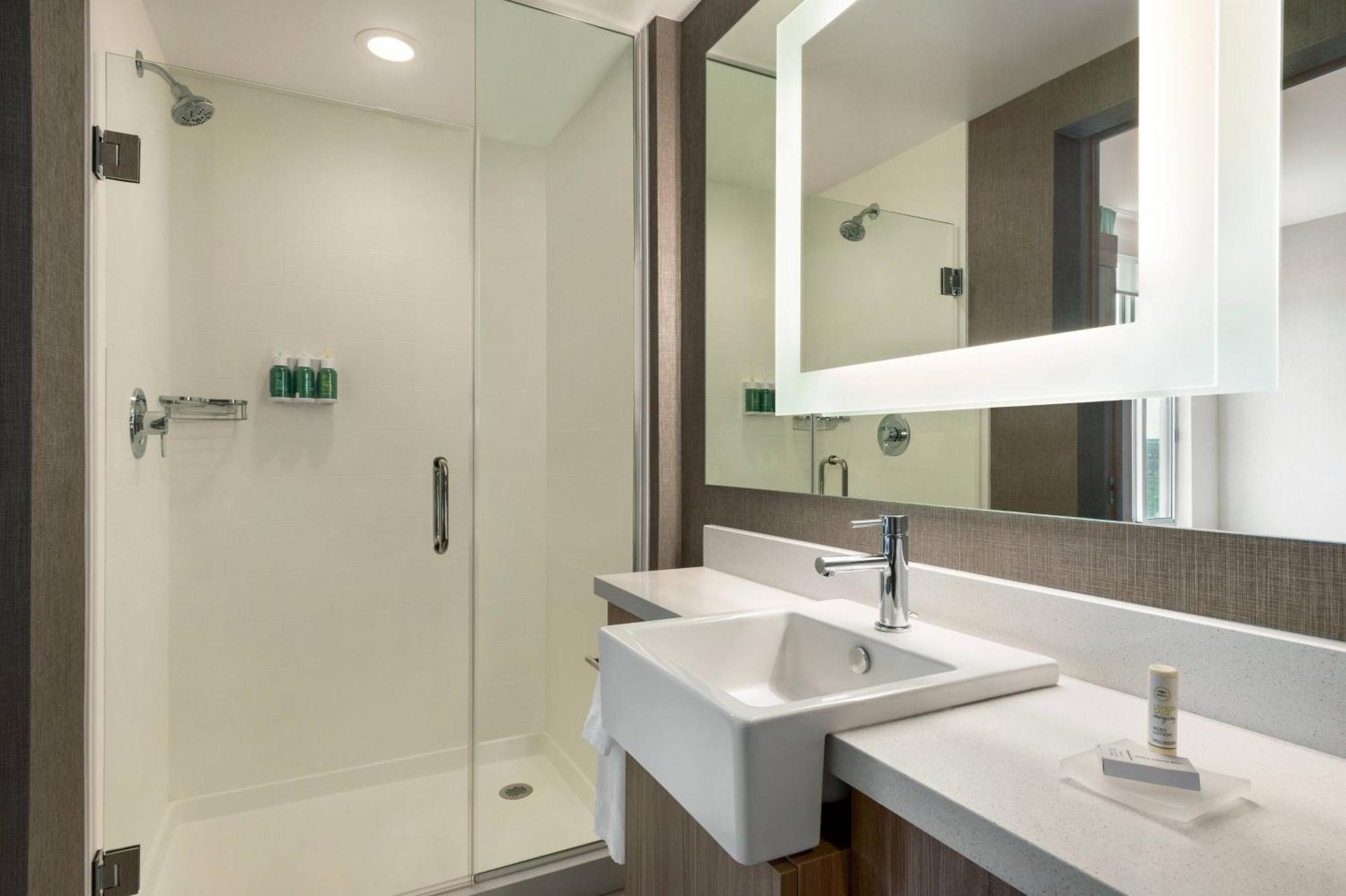 Springhill Suites By Marriott Milwaukee West/Wauwatosa Kültér fotó